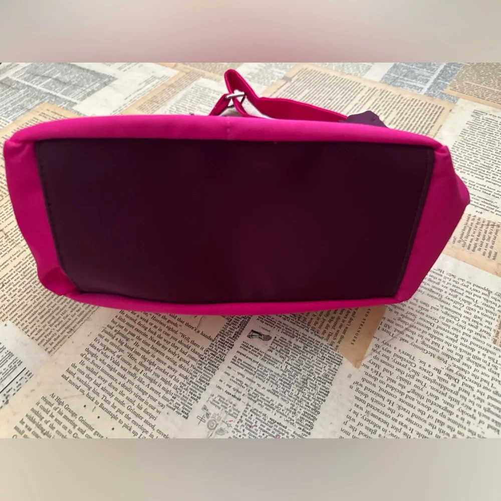 Ihkwip Elegant Fuchsia Crossbody Bag